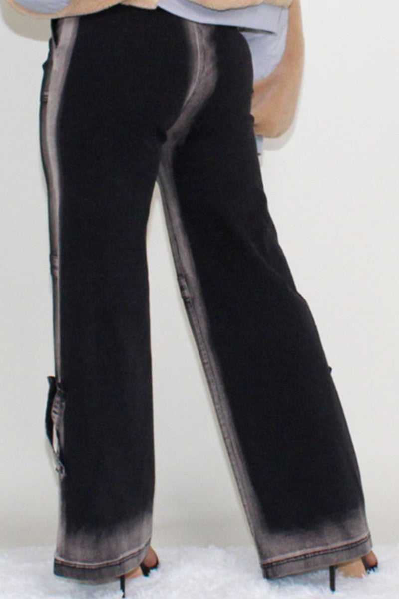 Jeans casuales de mezclilla con efecto lavado en gris y negro de Athina